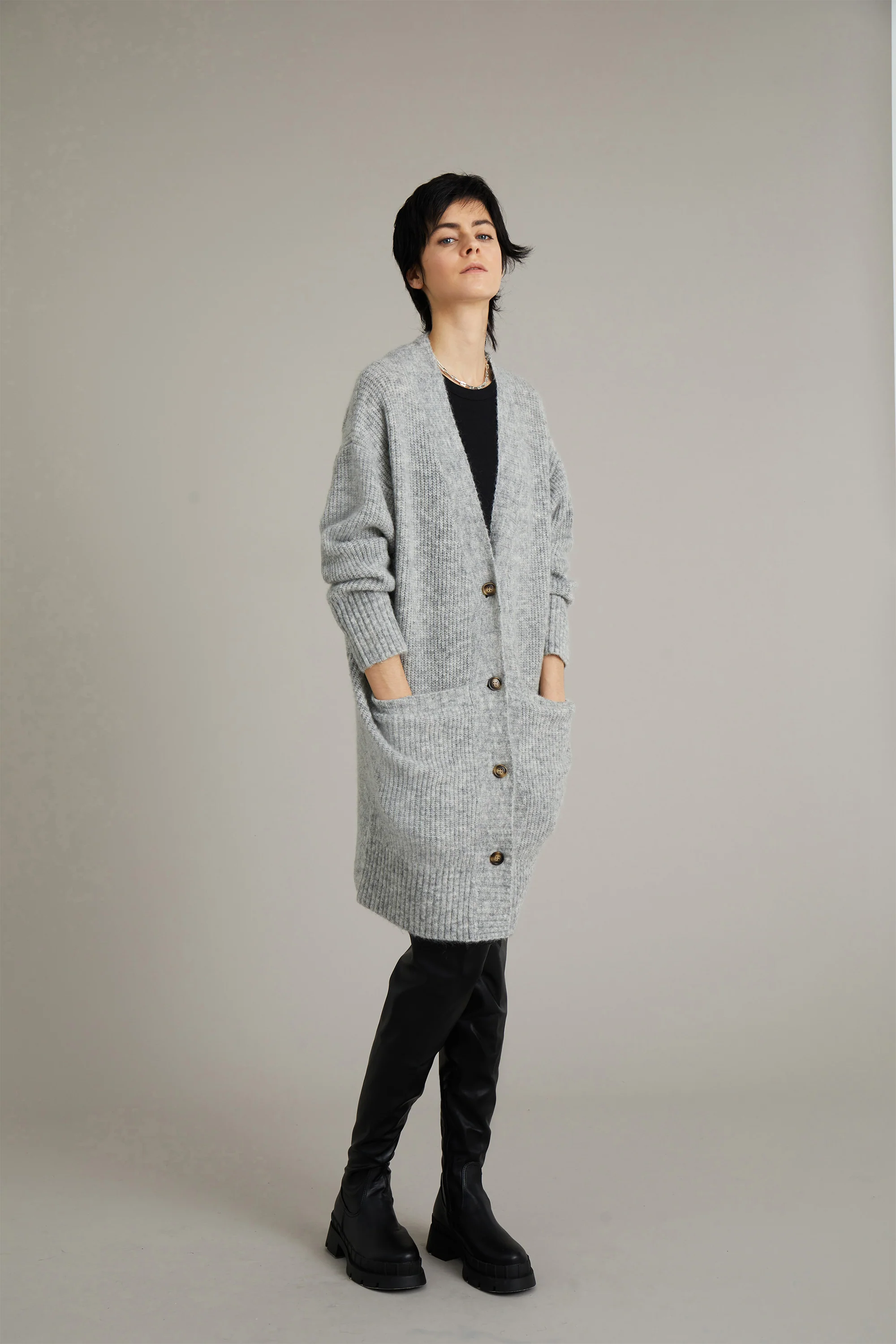 AKAYA - GREY - Image 3