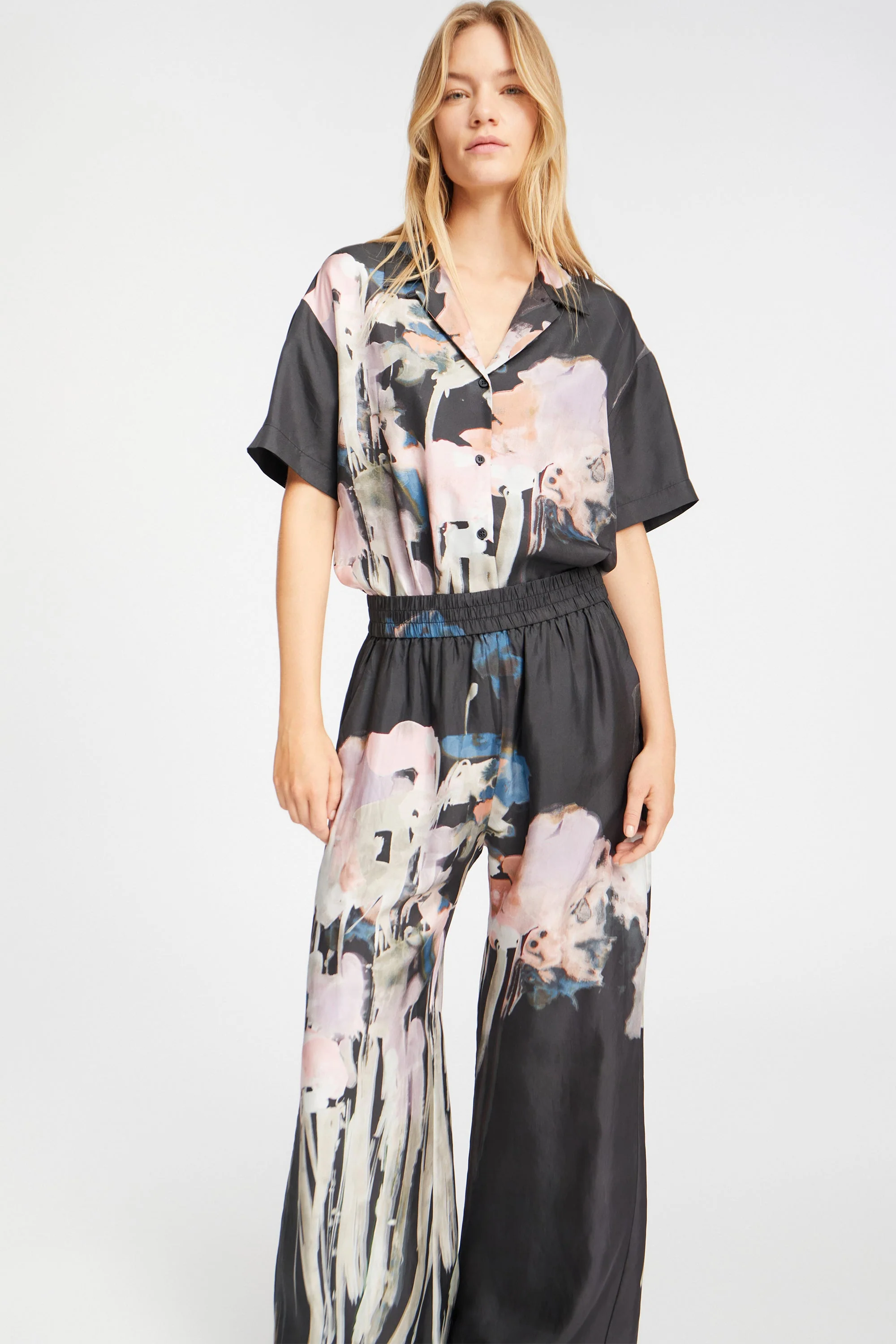 ARUM SILK - BLACK - Image 2