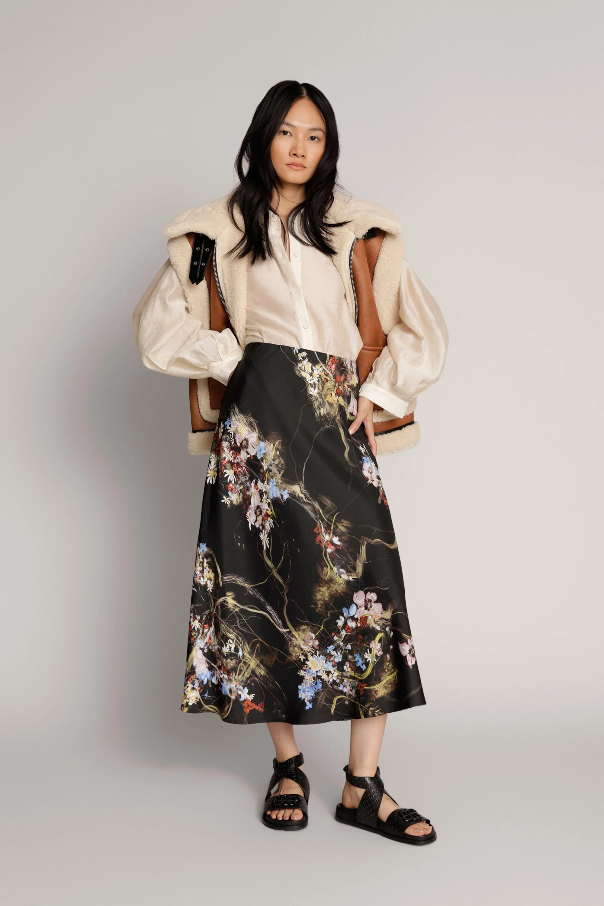 CARSON SILK - BLACK