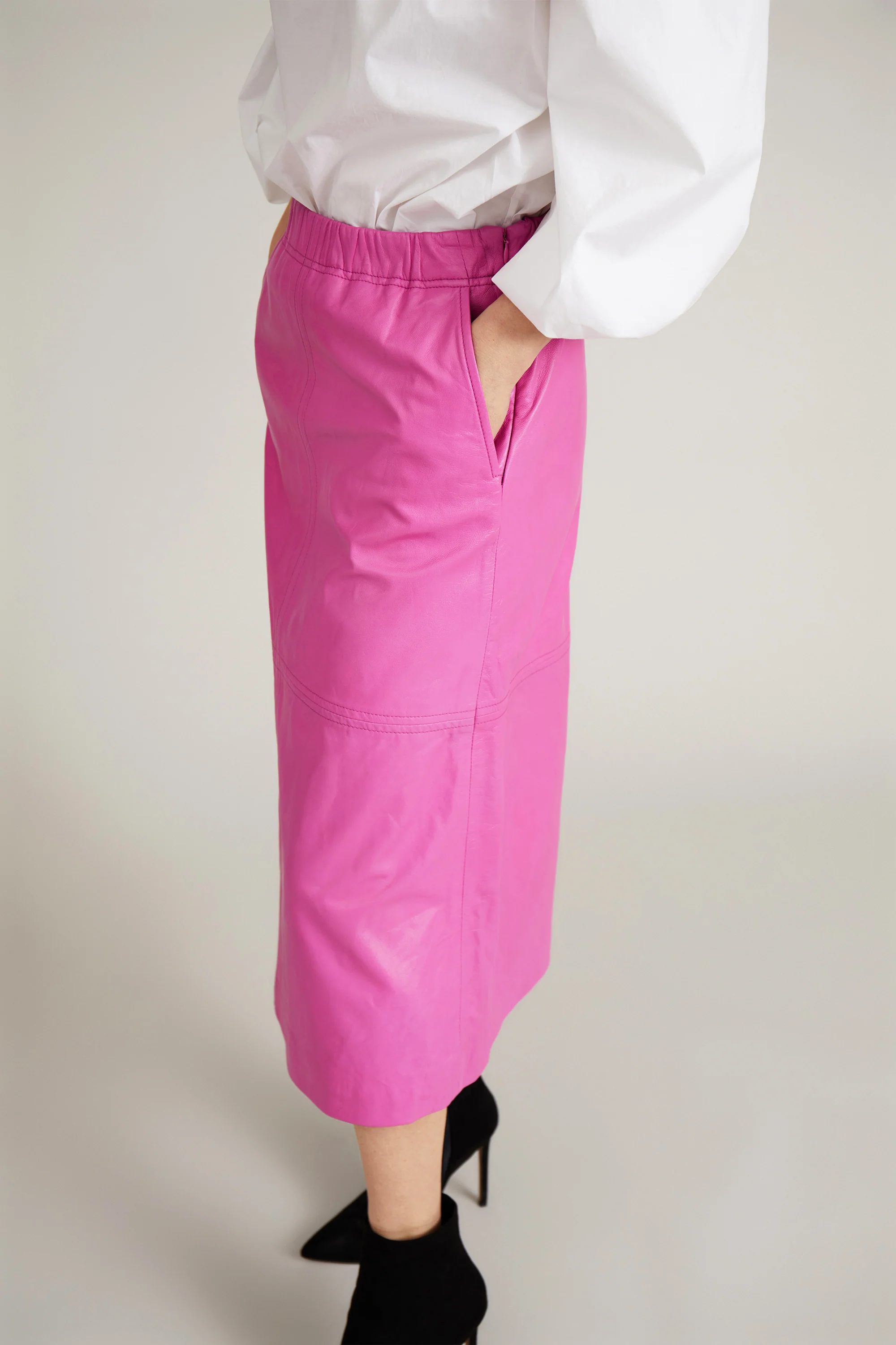 CHARM - PINK - Image 3