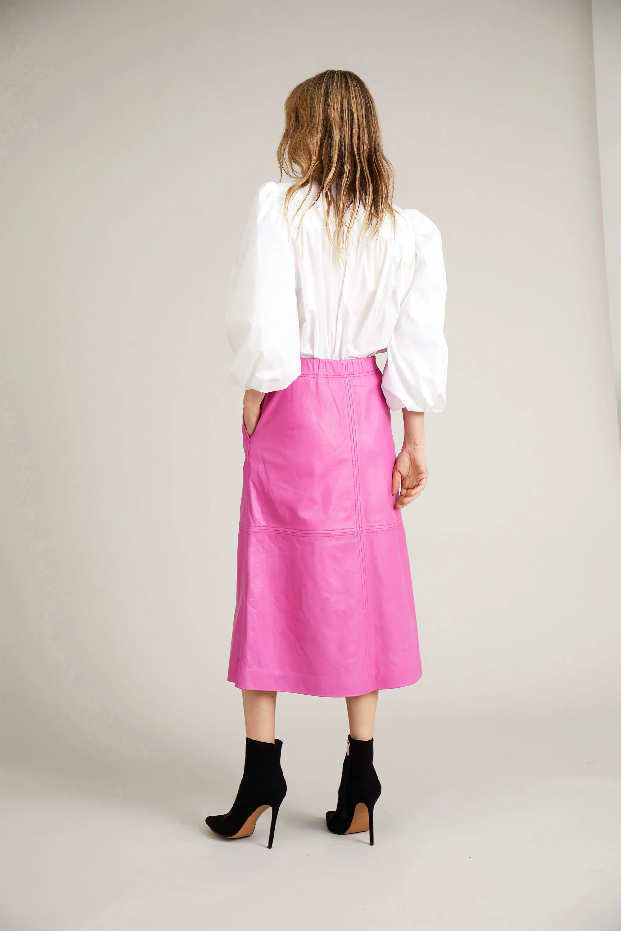 CHARM - PINK - Image 4