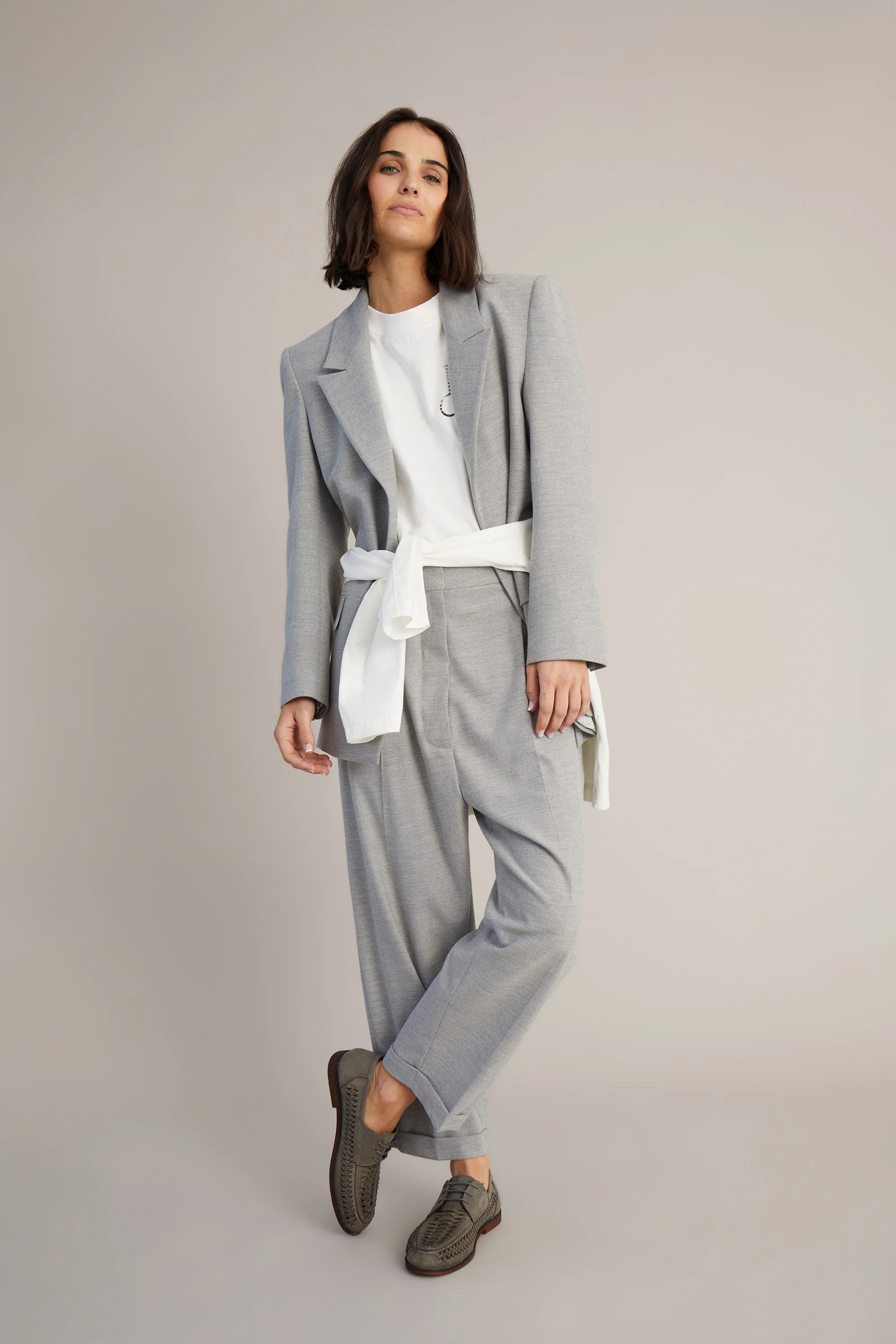 DOTE - GREY - Image 3