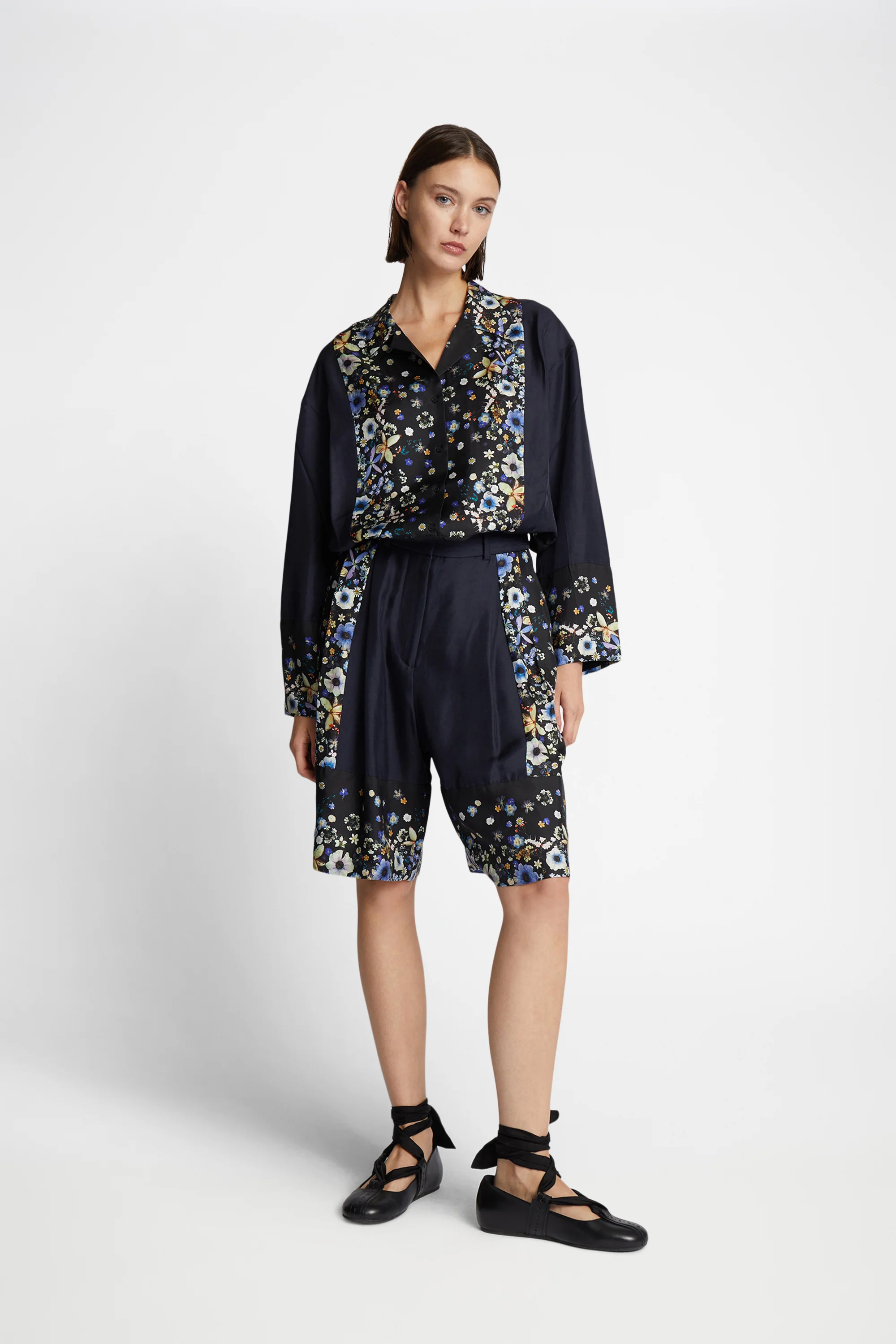 FAIZA SILK - BLACK - Image 2
