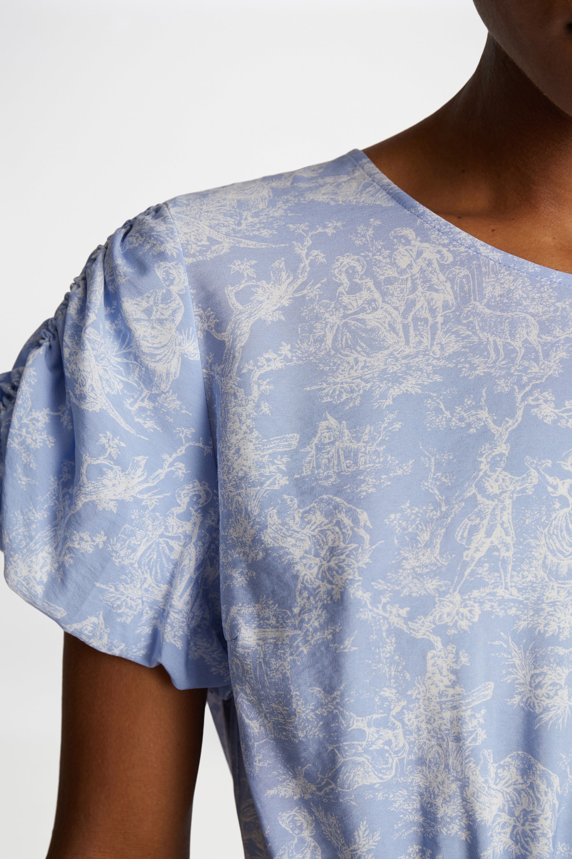 FINONOLA - LIGHT BLUE - Image 3
