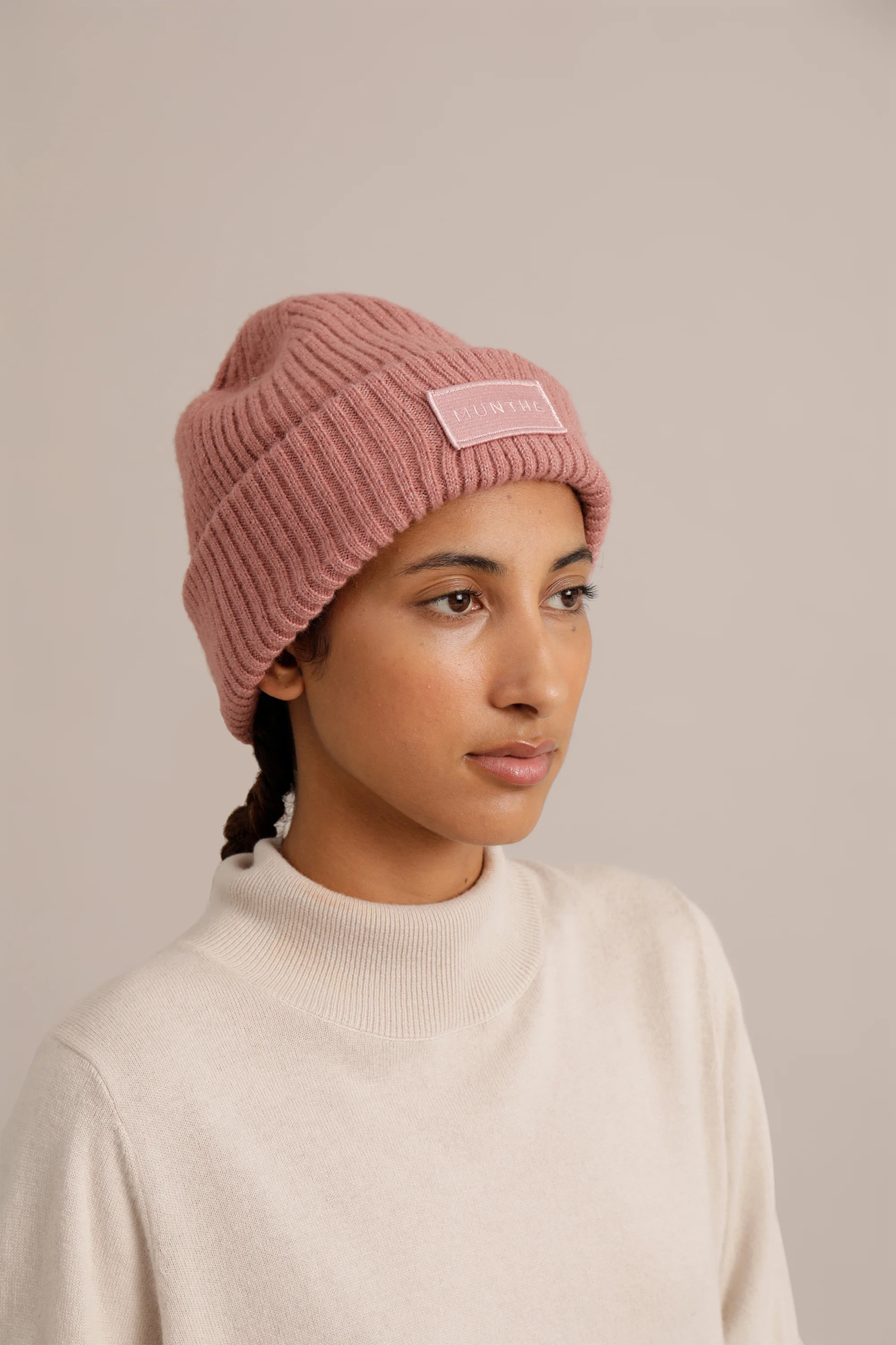 IKANER - ROSE