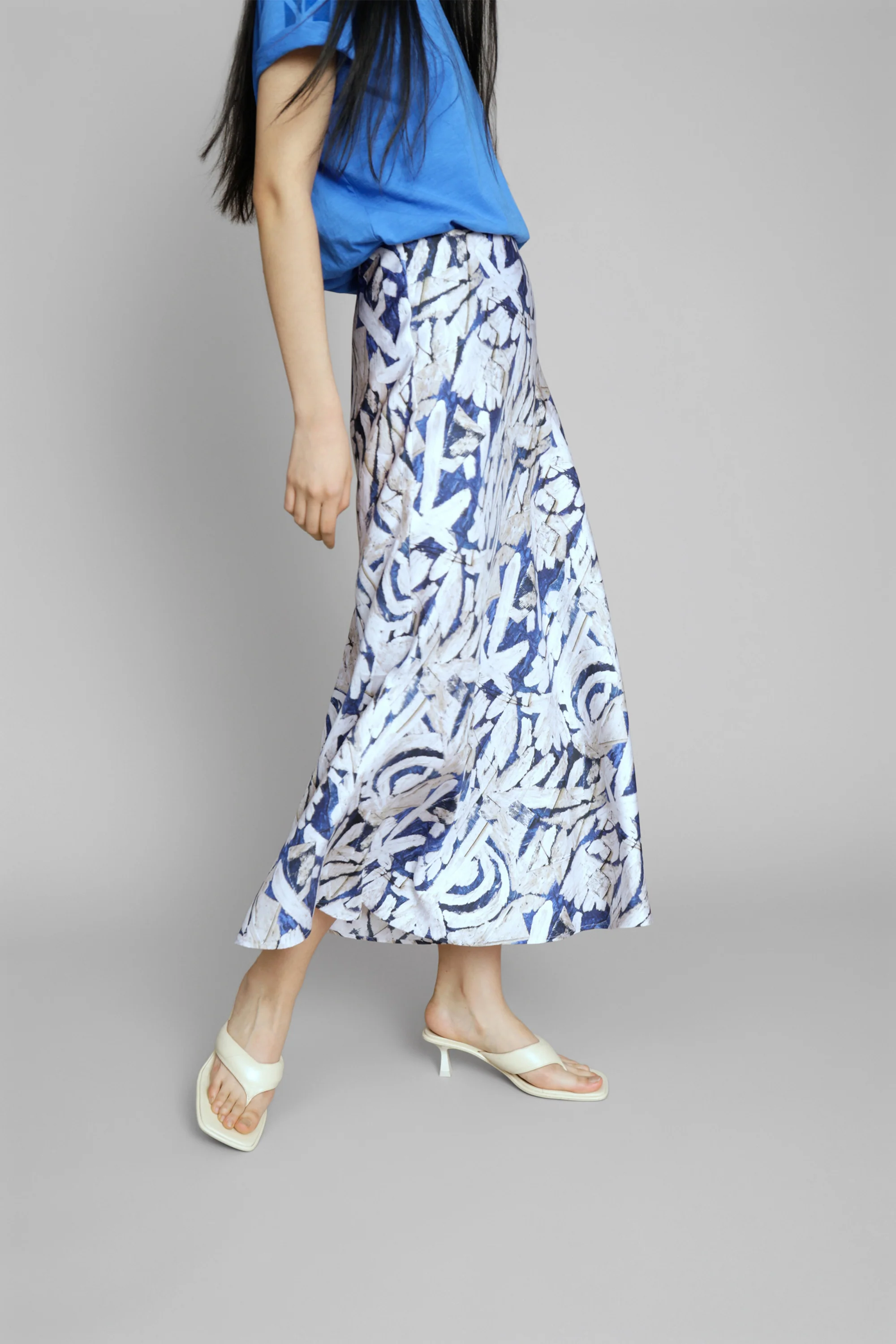 JISELLE - BLUE - Image 4