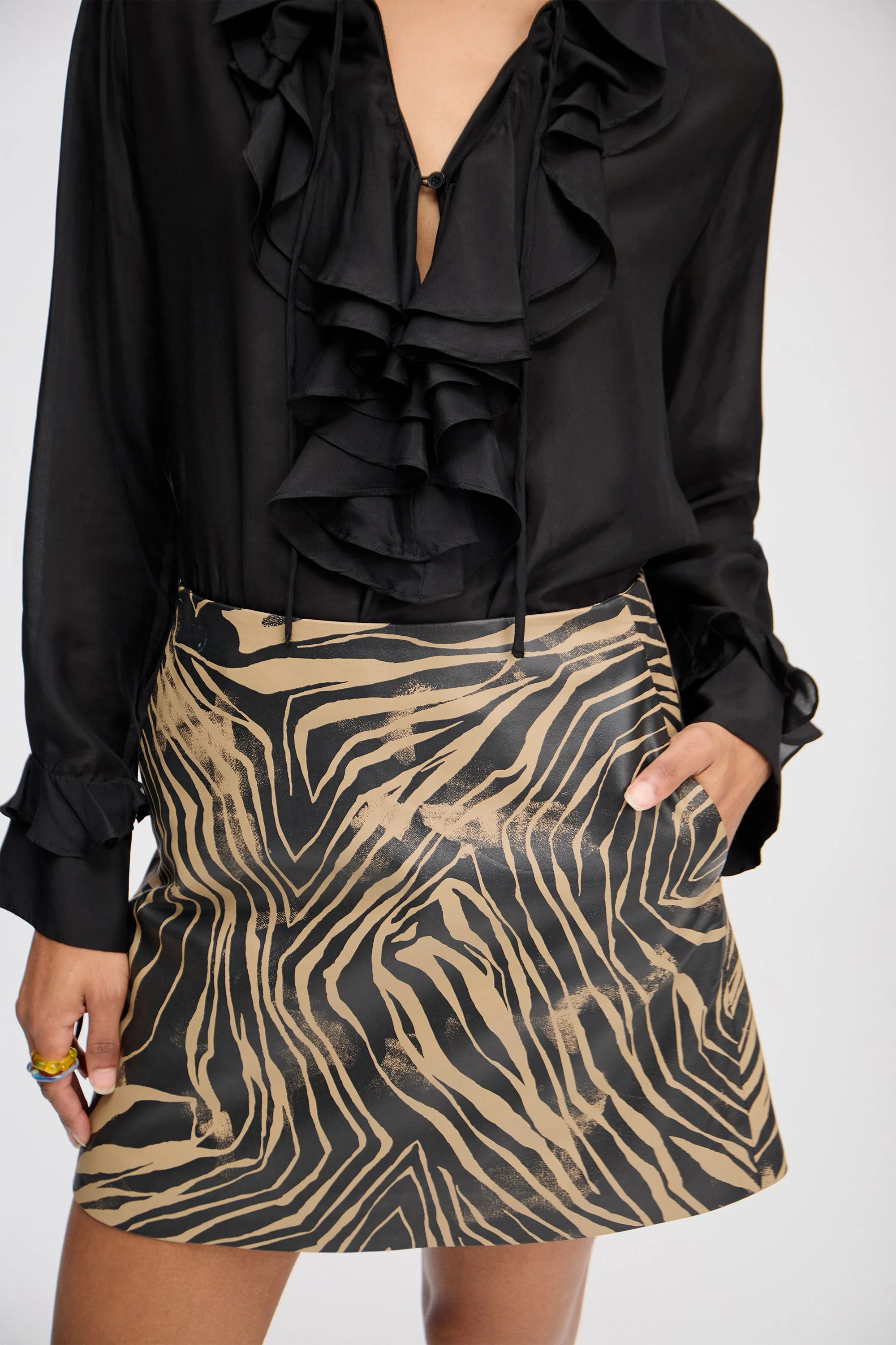 LOFIE - CAMEL - Image 5