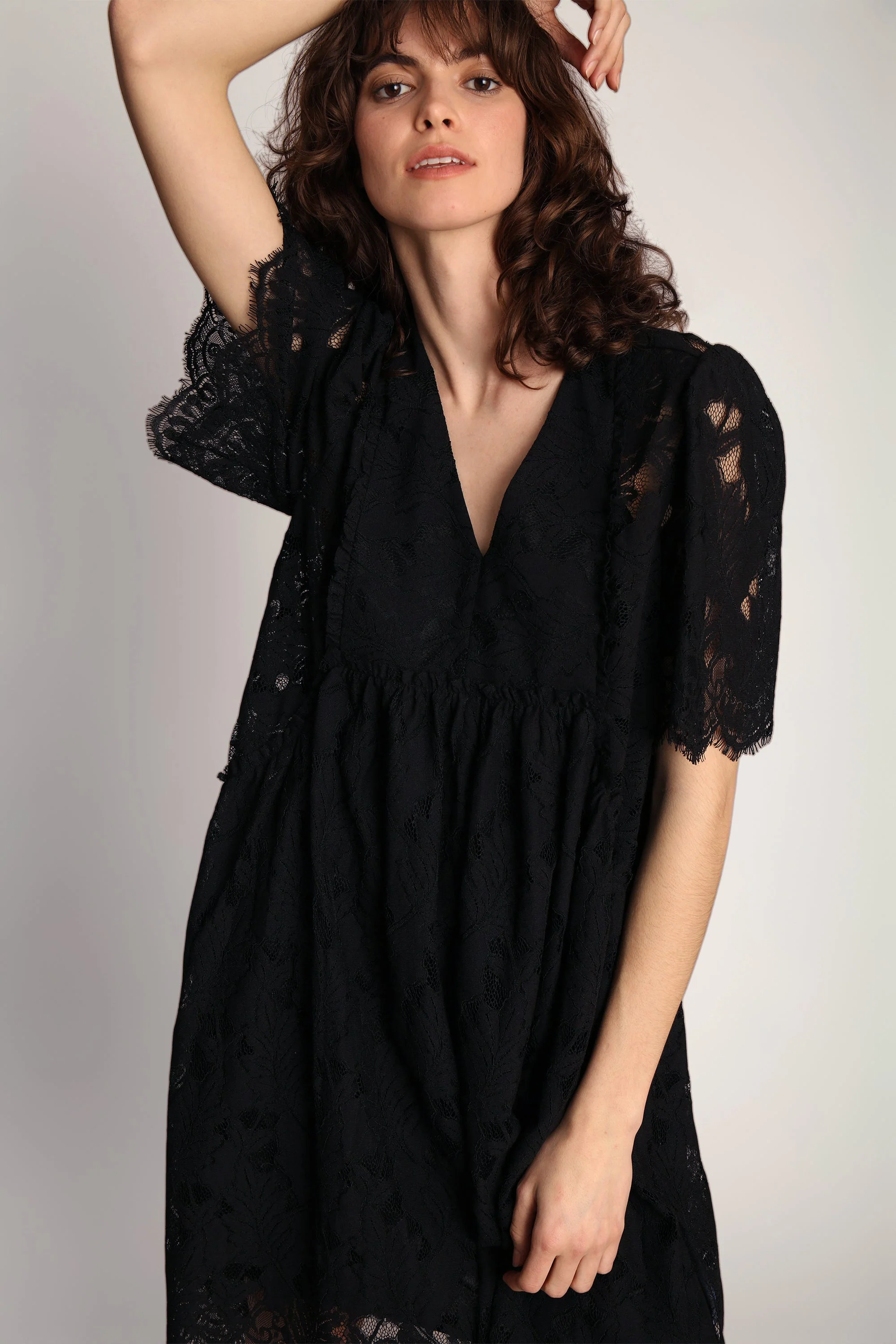 LYNN - BLACK - Image 3