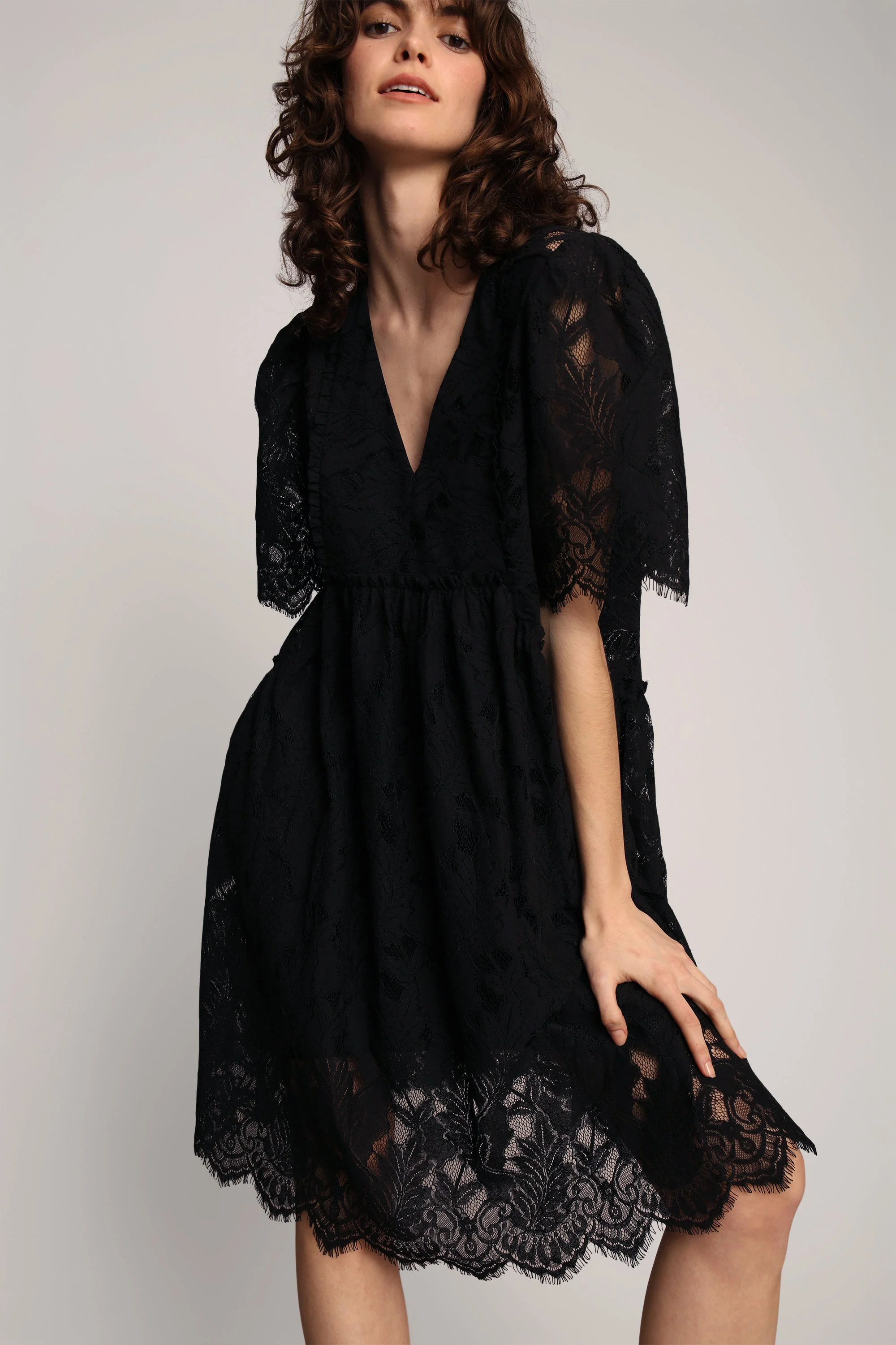 LYNN - BLACK - Image 4