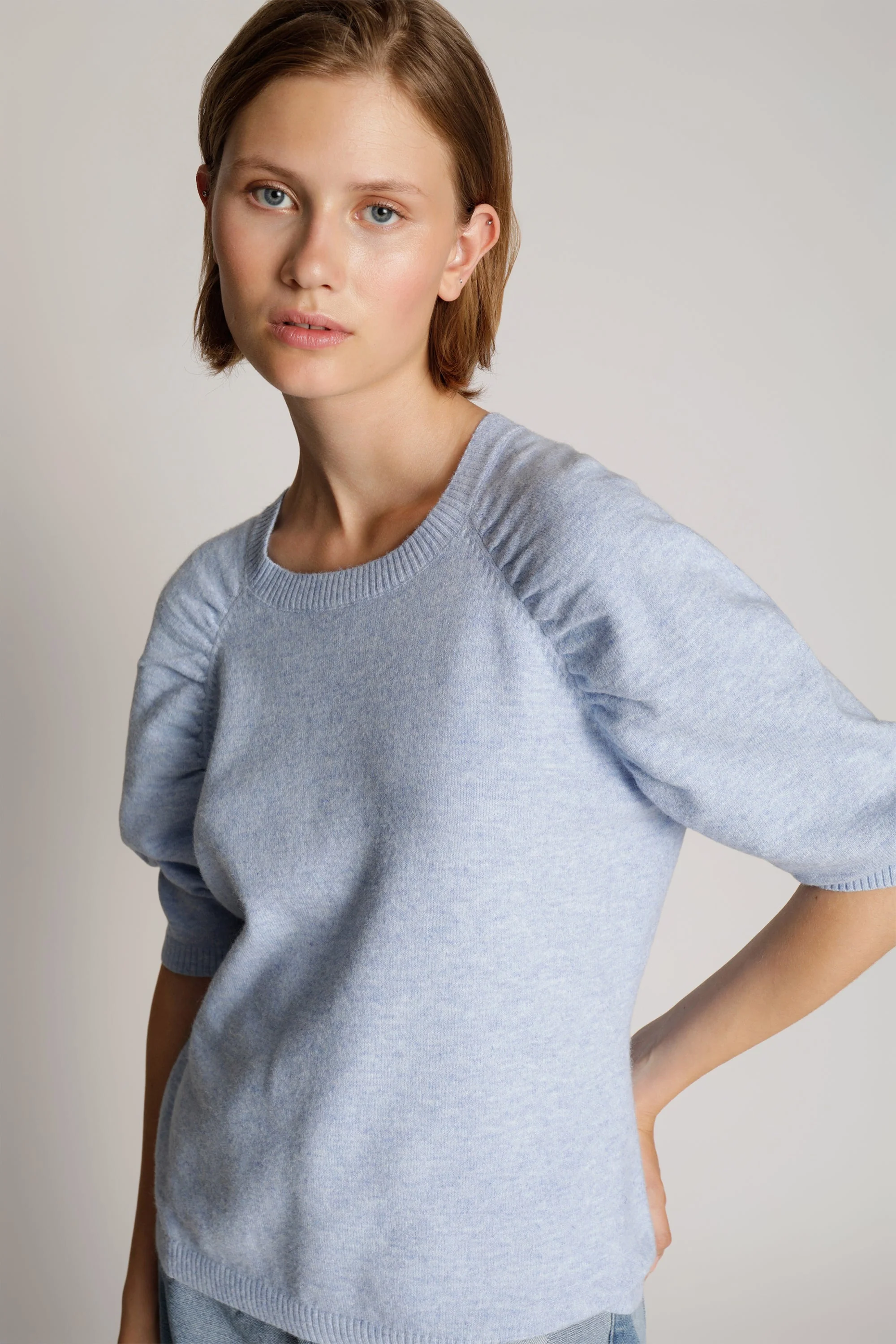 MANYA - LIGHT BLUE - Image 2