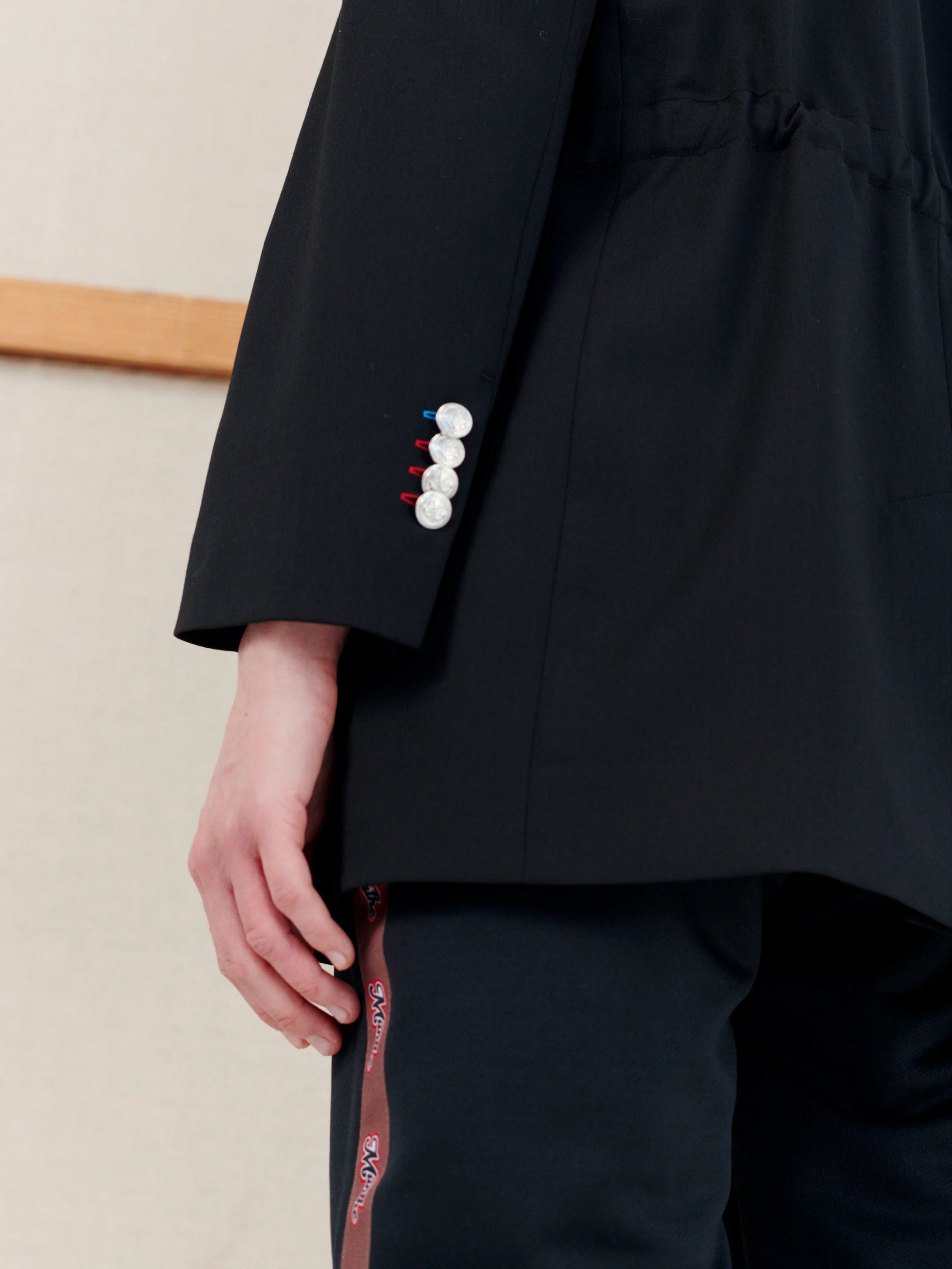 NOKI - BLACK - Image 4