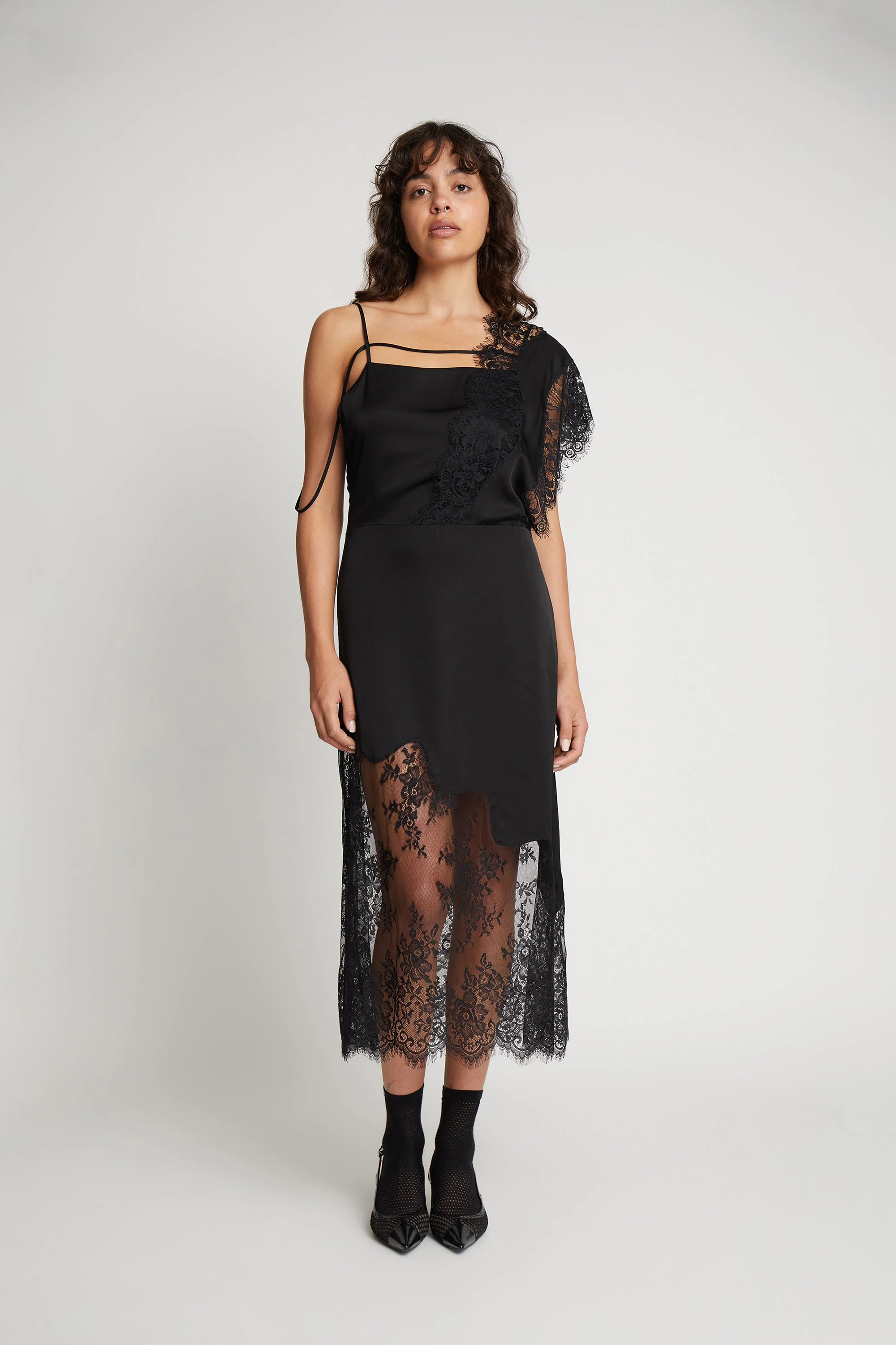 SAHAN - BLACK