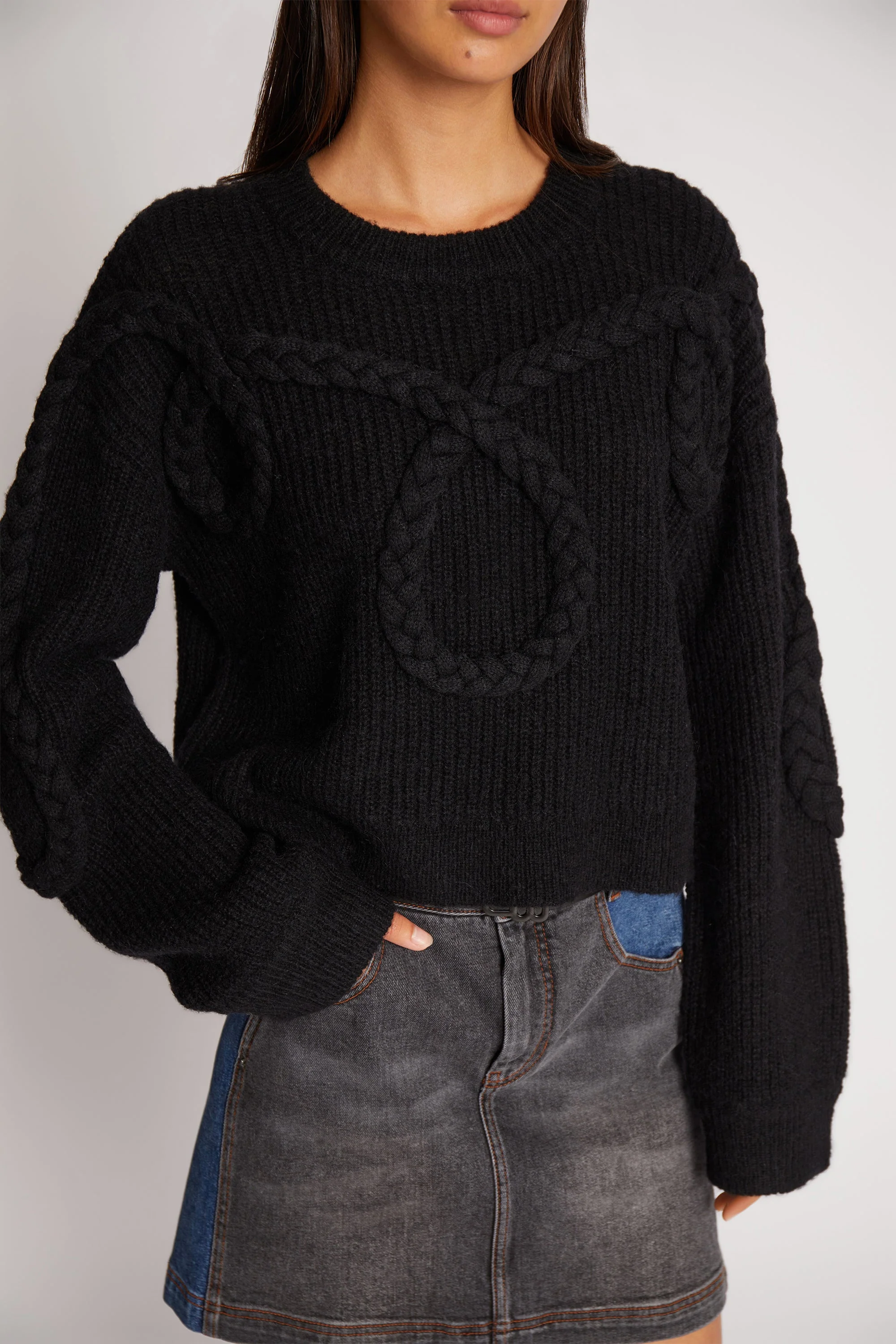 SAKIRA - BLACK - Image 2
