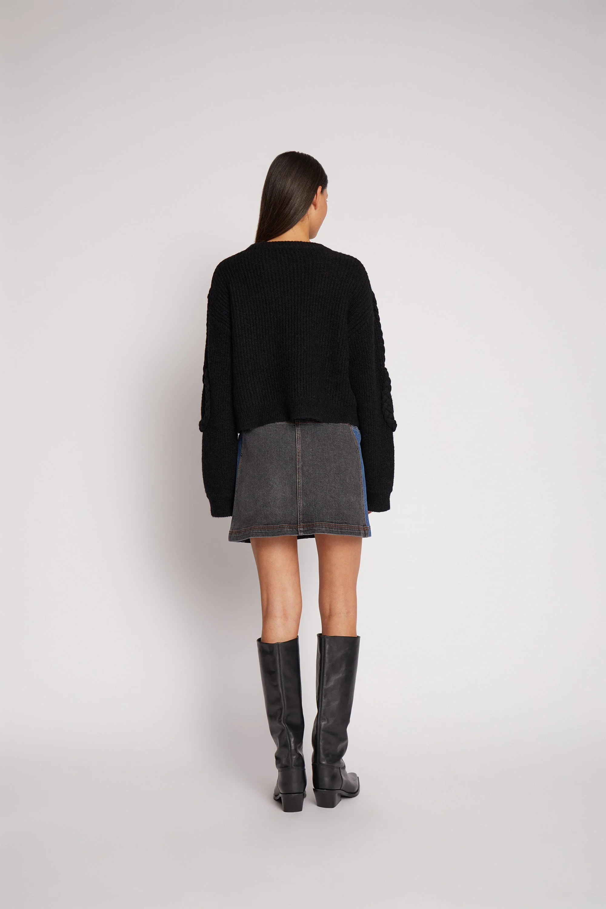 SAKIRA - BLACK - Image 4