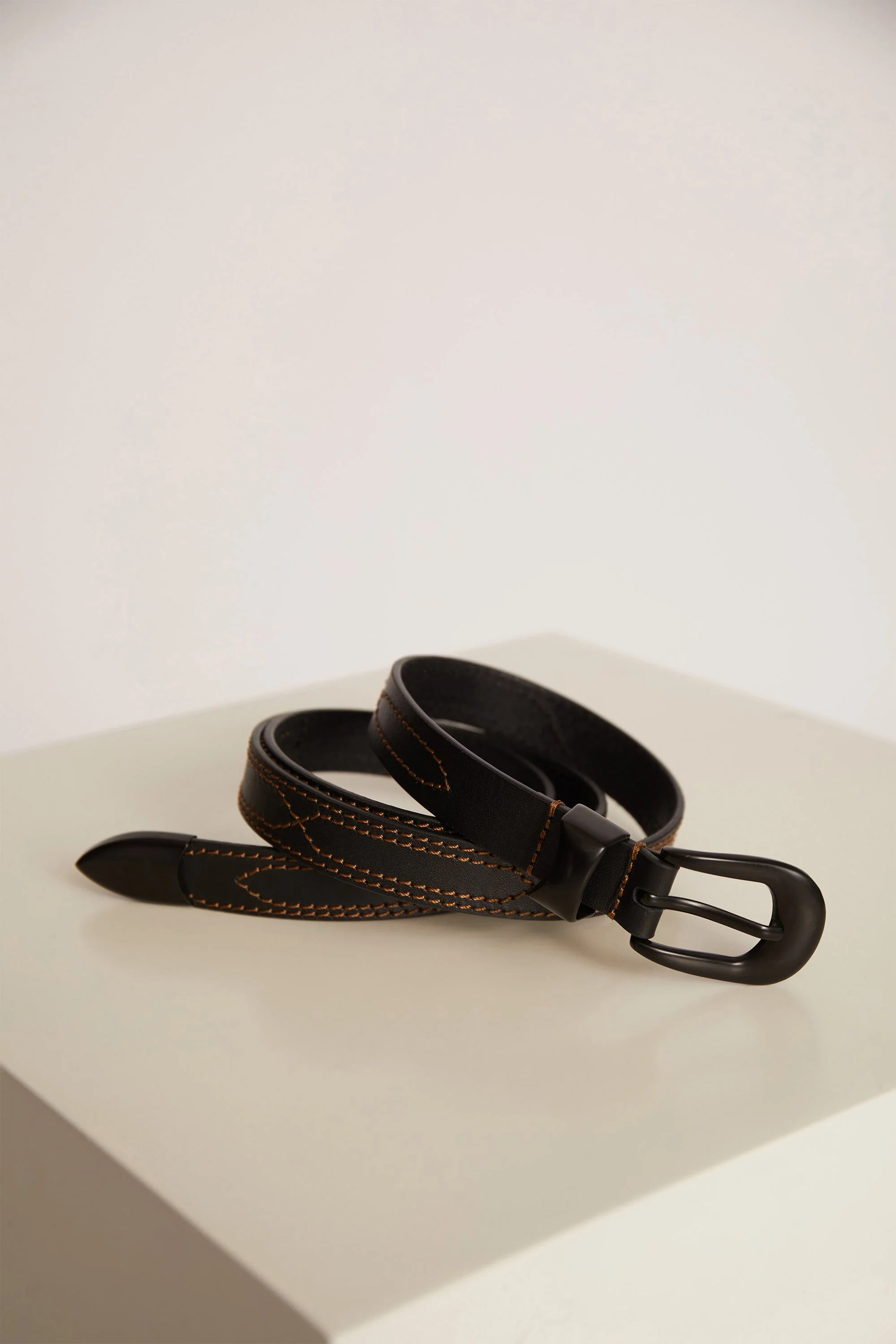 TALASSO - BLACK - Image 4