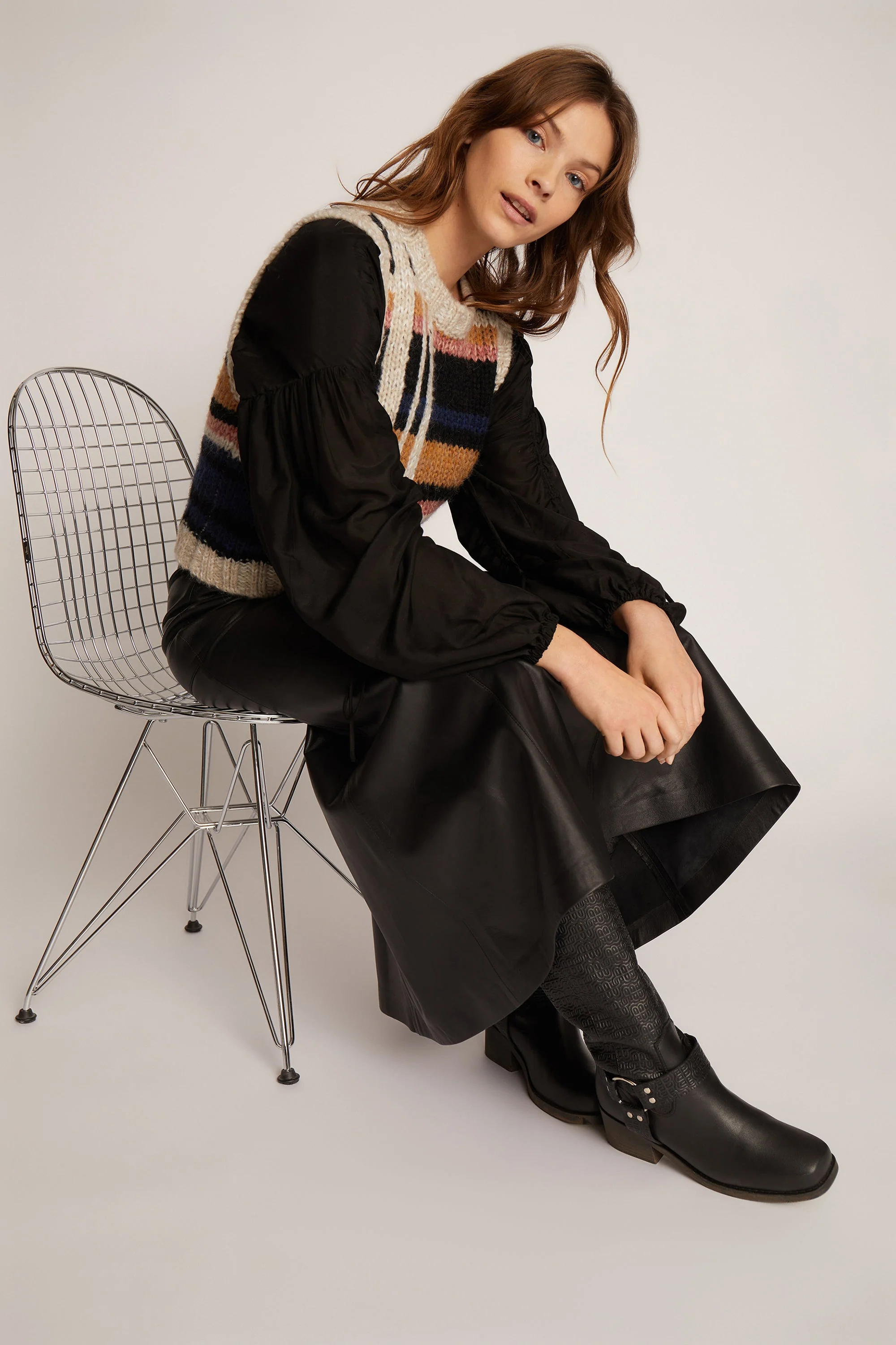 TOMALLY - BLACK - Image 4