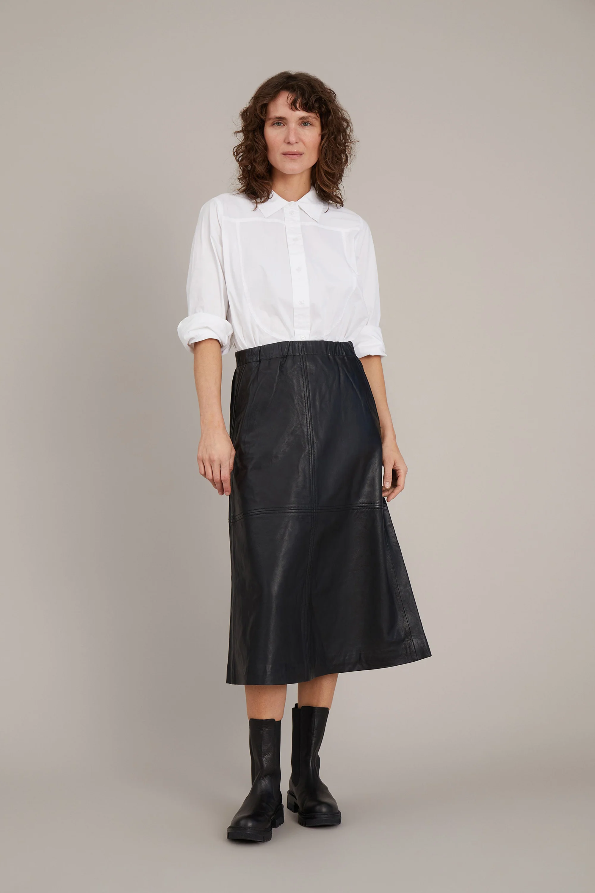 ZEINE - BLACK