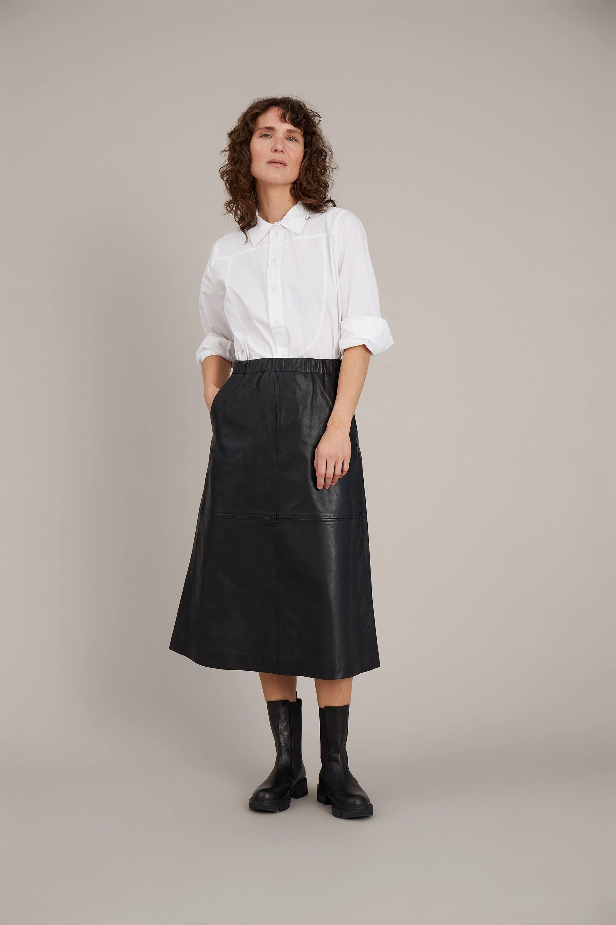 ZEINE - BLACK - Image 2